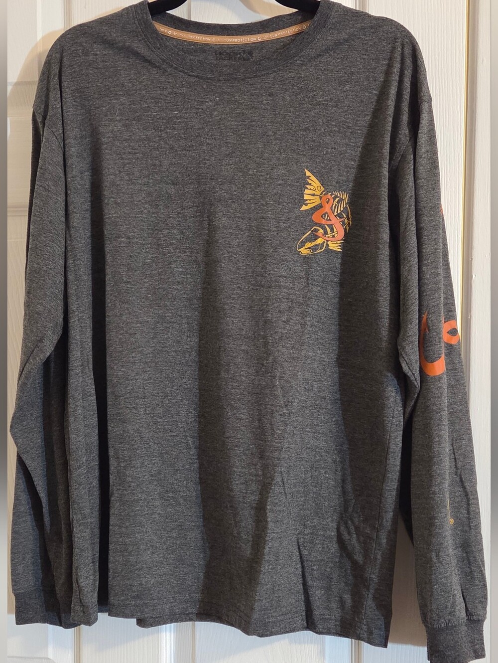 Men's Long-Sleeve Dark Gray Graphic Crewneck
